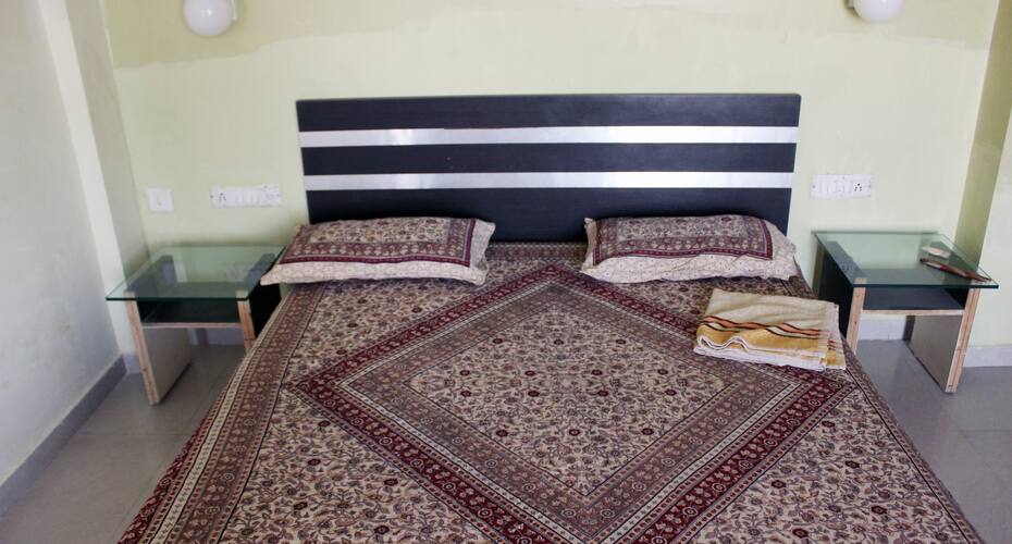 Hotel Krish, Ahmedabad 5